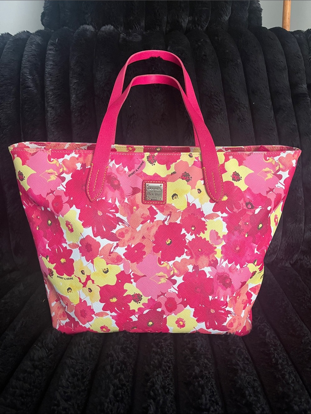 ‼️Rare‼️Dooney & Bourke Hot Pink Floral Canvas Tote Purse with Yellow Accents